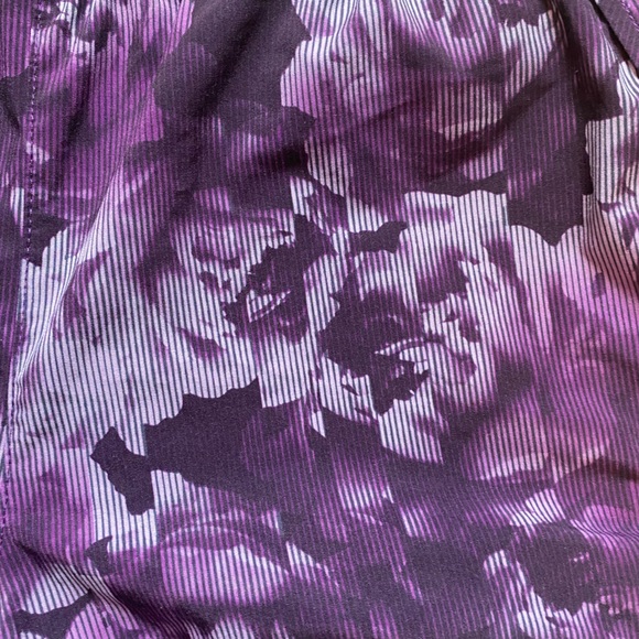 Athleta Mesh Racer Run Shorts - Picture 2 of 5